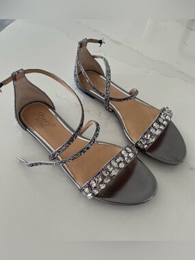 Jewel Badgley Mischka Silver Crystal-Strap Flat Sandals